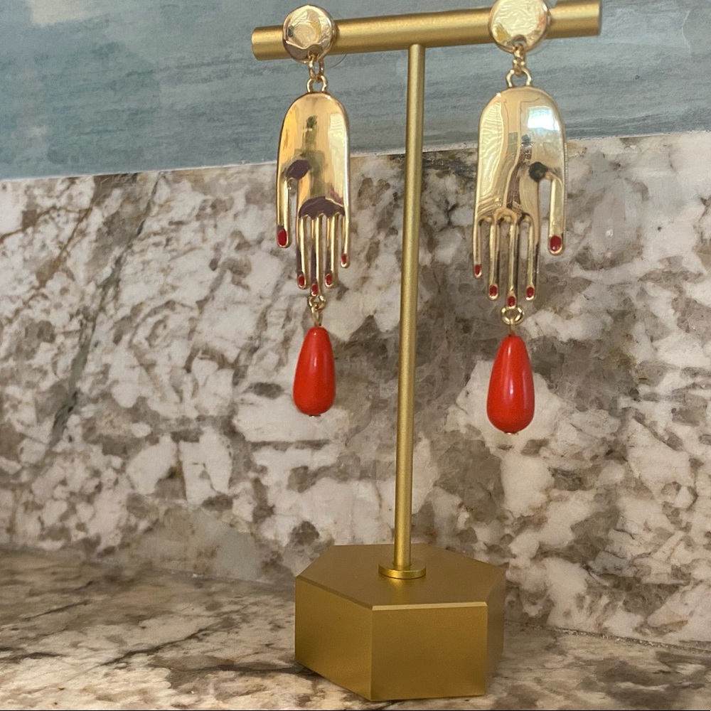 Hand earrings